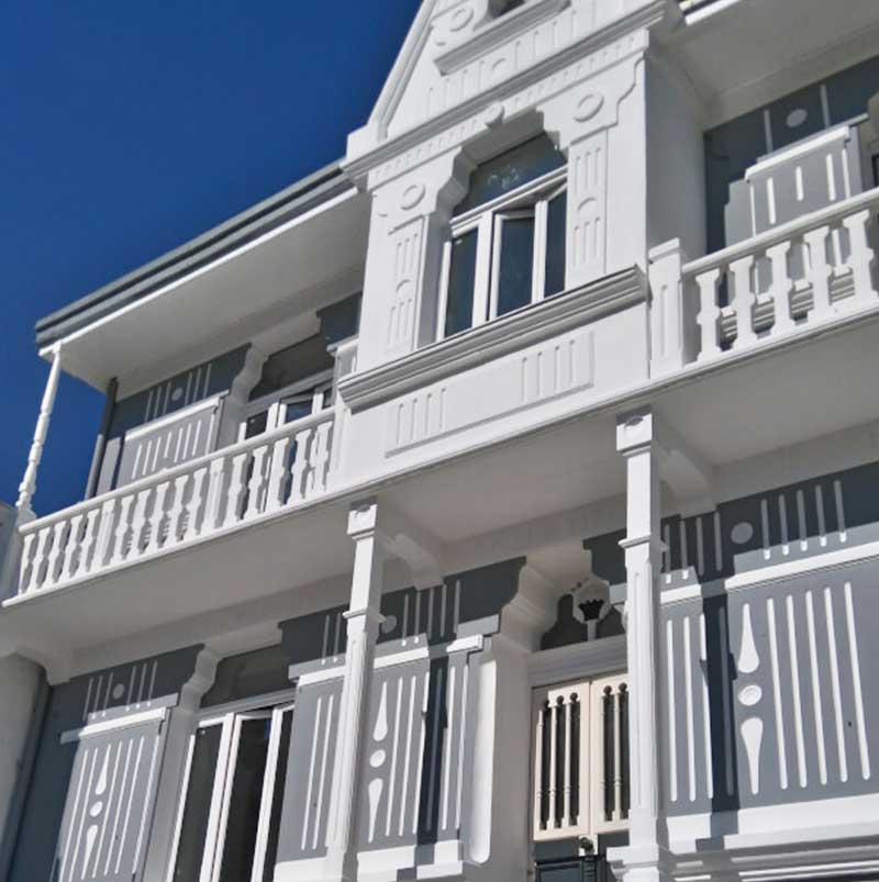 Ravalement de façade de maison individuelle par EGP, entreprise de peinture près de Brest
