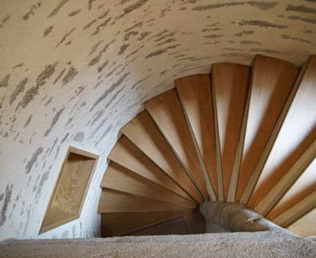 Pourquoi et comment traiter son escalier ? - EGP, artisan à Plougastel Daoulas
